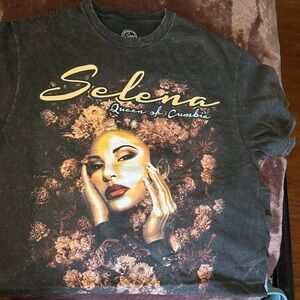 Selena Graphic T-Shirt
